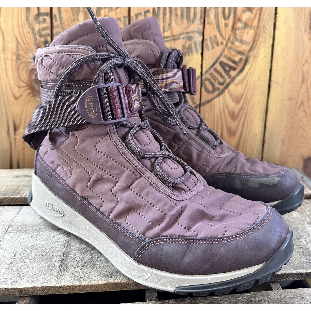 Chaco Borealis High Top Sneakers Boots Purple Quilted Size 8.5 JCH107470 Women